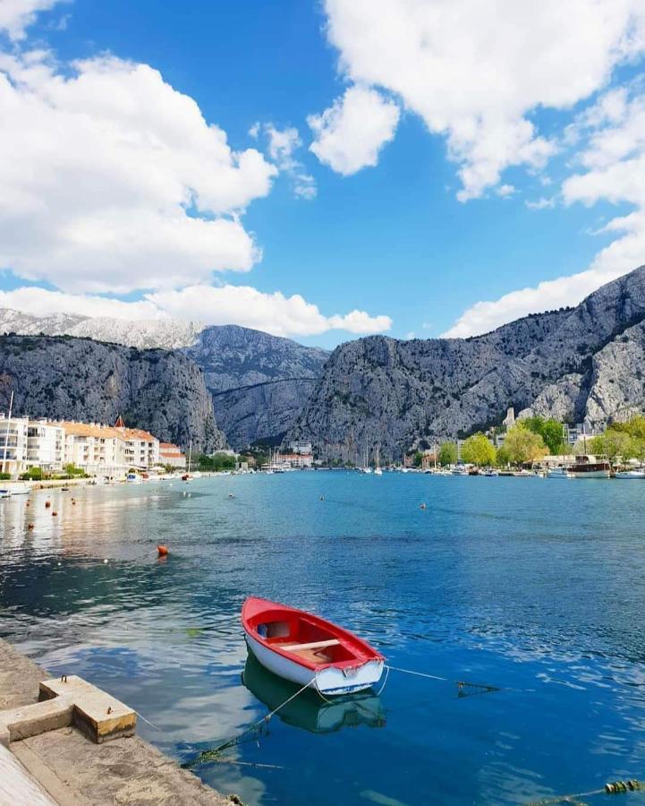 Apartman *Sanja* Omis Apartment Exterior photo